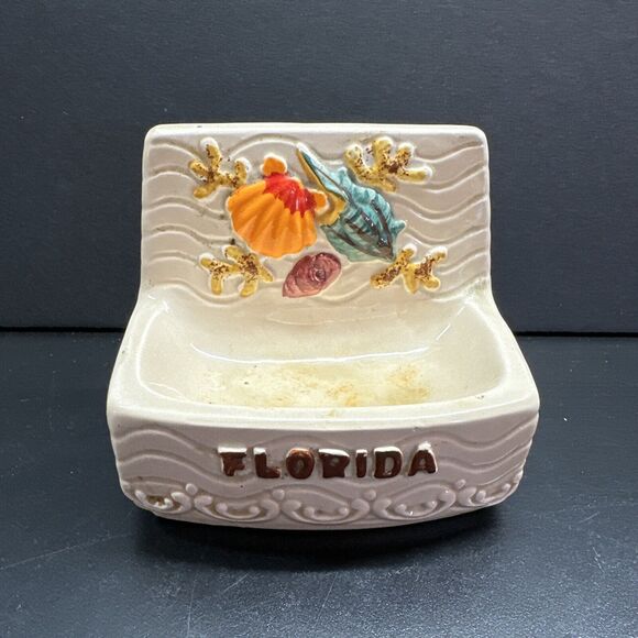 Vintage Ceramic Florida Seashell Soap Sponge Holder Trinket Dish Pottery - Picture 1 of 4